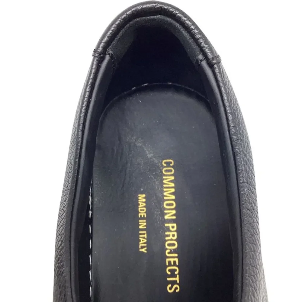 Common Projects Achilles Low Grained Sneakers in Black Leather
